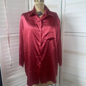 Victoria's Secret Woman's Pink Silky Sleep Shirt Pajama Top Size Large Buttons